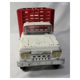 Vintage Tonka Farms Truck - Metal -(all is original)  (16 1/2" x 8" w).  Truck is from the 50