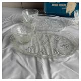 8 Piece Anchor Hocking Snack Plates with Cups - Glass with box