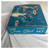 8 Piece Anchor Hocking Snack Plates with Cups - Glass with box