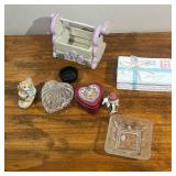 Lot of small trinket boxes