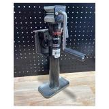 Curt 2,000 Pound Swivel Jack