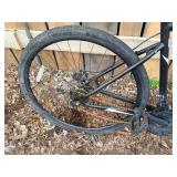 Schwinn Glenwood Hybrid Bike in Black
