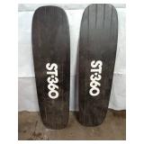 Pair of EP ST-360 Water Skis