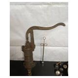 Antique Myers Ashland O. Cast Iron Hand Water Pump