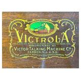 Antique Victor VV-XI 741705 Hand Crank Victorola Record Player Phonograph