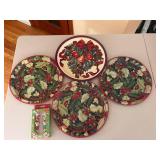 Set of 4 Christmas Holly Dinner Plates and 1 Holiday Serving Platter