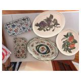 Set of 5 Vintage Decorative Trays with Floral and Fruit Designs