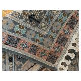 Handmade Woolen Area Rug with Geometric Design