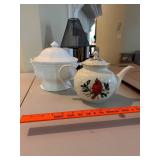 Lenox Cardinal Teapot and White Covered Jar Set