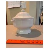 Lenox Cardinal Teapot and White Covered Jar Set