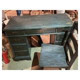 Vintage Wooden Desk and Chair Set - 40 Inches
