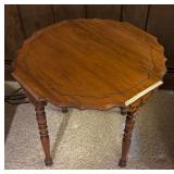 Antique Eastlake Victorian Maple Scalloped Serpentine Parlor Accent Table