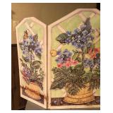 Pretty Petite Floral Design Decorative Screen
