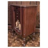 Vintage 1931 RCA Victor Superette Radio Cabinet