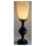 Lovely Art Glass Style Shaded Wooden Table Lamp