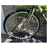 Schwinn Sierra 700 Bicycle