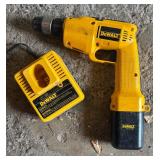 Dewalt Versa Clutch Cordless Drill Model: DW945