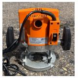 Chicago Electric Power Tools 1 3/4 HP Plunge Router Model: 43585