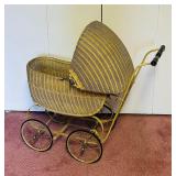 Vintage Lloyd Loom Wicker Baby or Doll Carriage 1920s  - 1930s