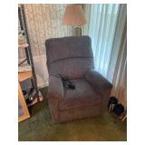 Comfortable Reclining Armchair with Electric Recline Function