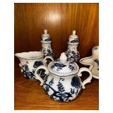 Set of Blue Danube Porcelain Pieces with Floral Pattern