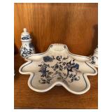 Set of Blue Danube Porcelain Pieces with Floral Pattern