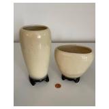 Set of 4 Vintage Pottery Vases with Leaf Motif and Two Matching Red Wing Belle Kogan Vases