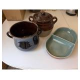 Set of 3 Ceramic Kitchenware Pots and Divided Dish