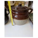 Set of 3 Ceramic Kitchenware Pots and Divided Dish