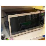 Oster Countertop Microwave Oven - Model OGMGDML15-10