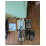 Set of 4 Pairs of Women