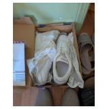 Set of 4 Pairs of Women