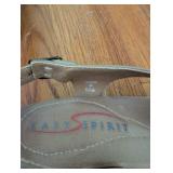 Set of 4 Pairs of Women