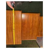 Set of 3 Nesting Tables with Turned Legs in Oak Finish