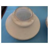 2 PENDANT LIGHT GLOBES