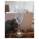 5 CASES CHAMPAGNE FLUTES