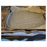 3 DAISY AND BUTTON PATTERN SNACK SETS