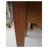 SOLID WOOD TABLE