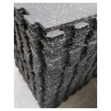 INTERLOCKING FLOOR MAT SET