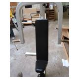LIFE FITNESS CHEST PRESS