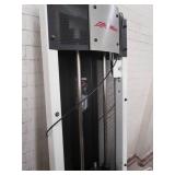 LIFE FITNESS CHEST PRESS