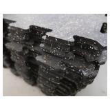 INTERLOCKING FLOOR MATS