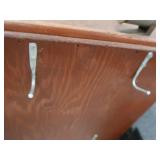 WOODEN SHELF ON CASTER