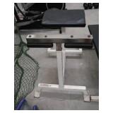2 PIECES OF RANDOM WEIGHT ROOM EQUIPMENT