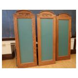 3 STANDING SOLID WOOD DIVIDERS
