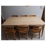 6 WOODEN STUDENT CHAIRS AND WOODEN TABLE
