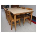 6 WOODEN STUDENT CHAIRS AND WOODEN TABLE