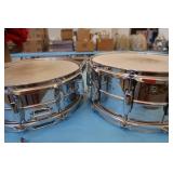 2 LUDWIG DRUMS