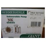 AQUARIUM LOT / NEW PUMP