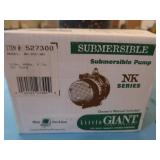 AQUARIUM LOT / NEW PUMP